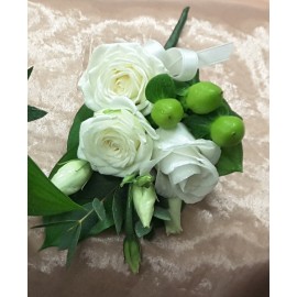 White exquisite corsage