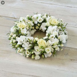 Opulent wreath